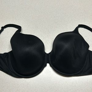Victoria’s Secret 38DDD bra